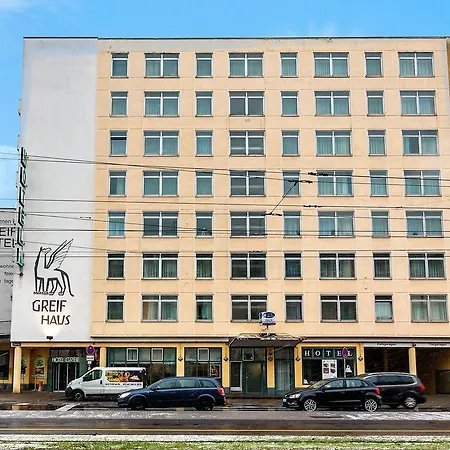 Scope Greif Hotell 2*